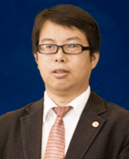 iώ